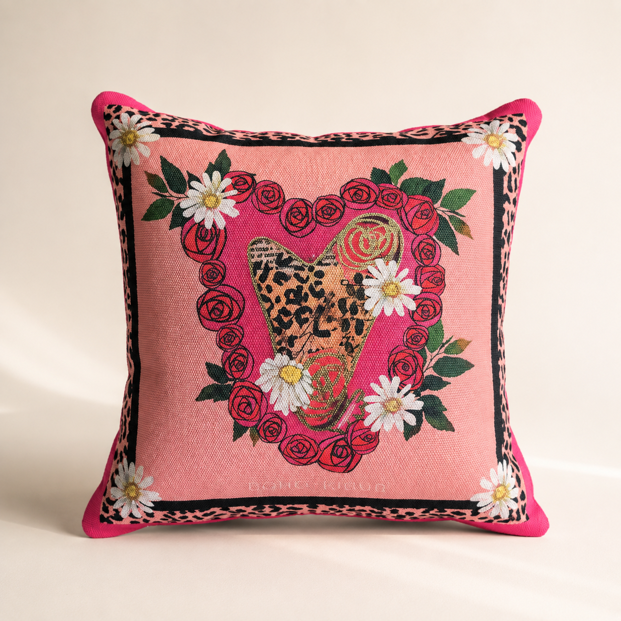 Cojín Boho Kibur Modelo 01, Serie 2025 · Loreto, diseño de Liliana Silva